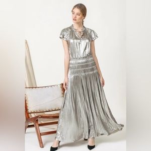 Beautiful sliver/gold dress size M By current air